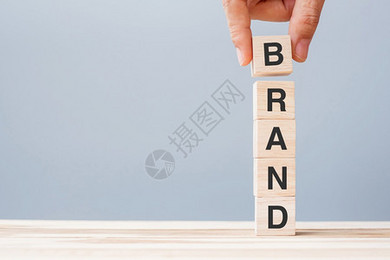 廣告打字復(fù)印 從四個(gè)字到一門生意